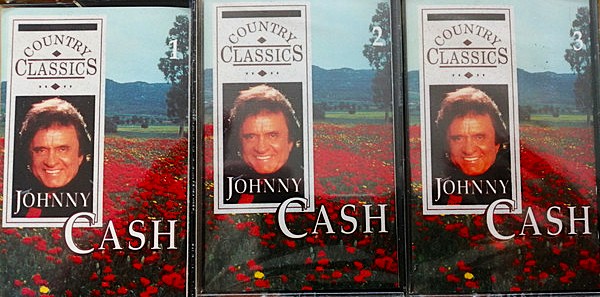 Johnny Cash – Country Classics   cassette triple usado