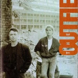 The Outfield – Diamond Days cassette usado